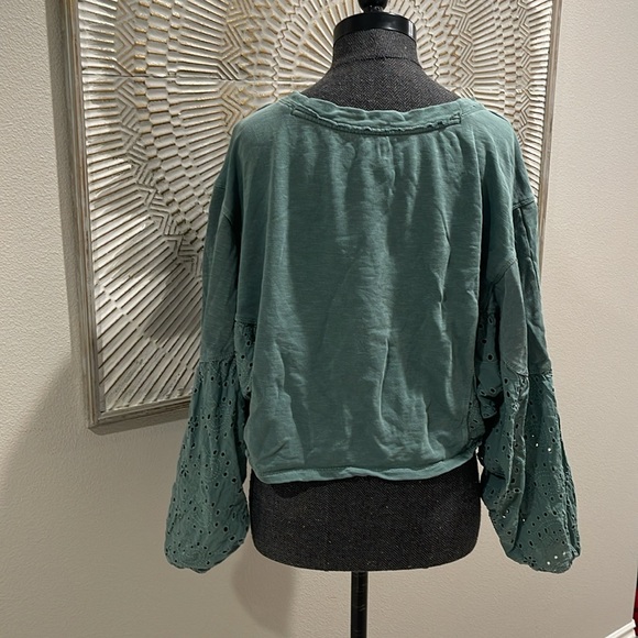 Anthro Pilcro batwing eyelet sweatshirt m - Picture 7 of 8